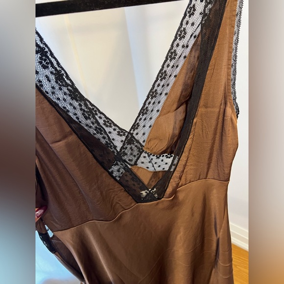 Chocolate Brown Wilfred Dress - Picture 5 of 5